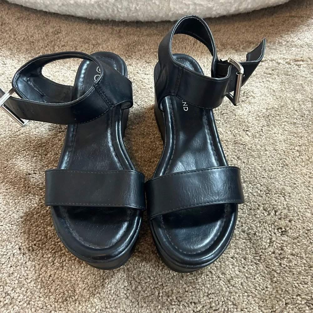 Shoeland black platforms; size: 8‎